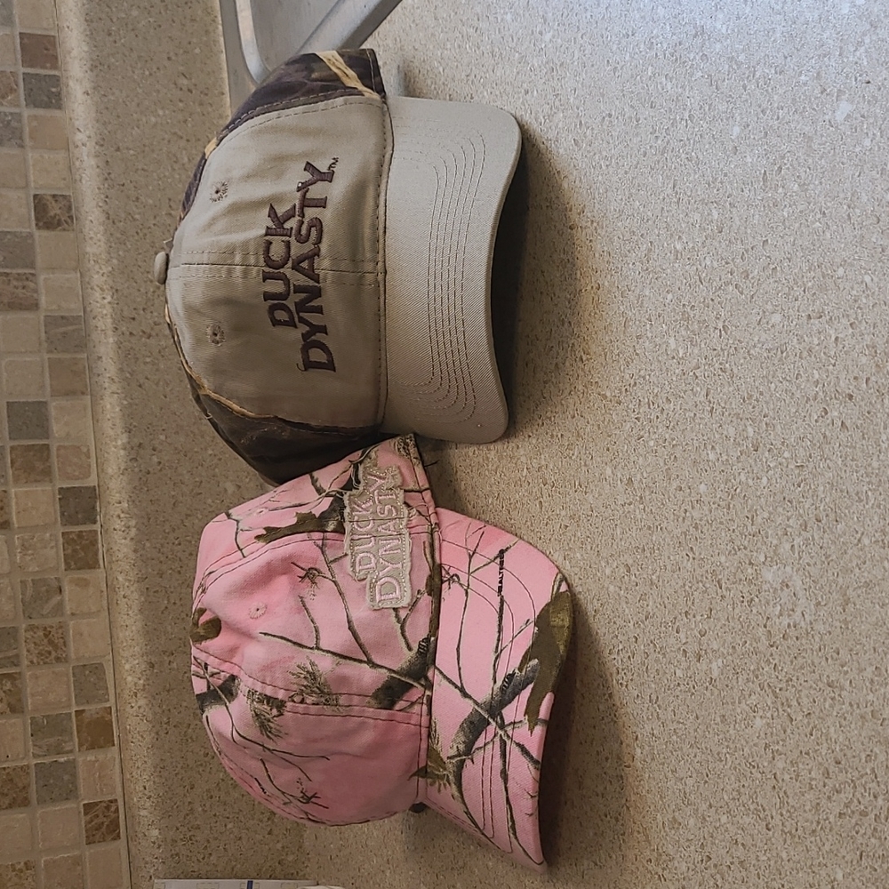 His and hers duck dynasty hats